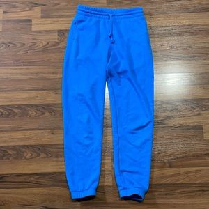 Brand new Aritzia TNA airy fleece sweats